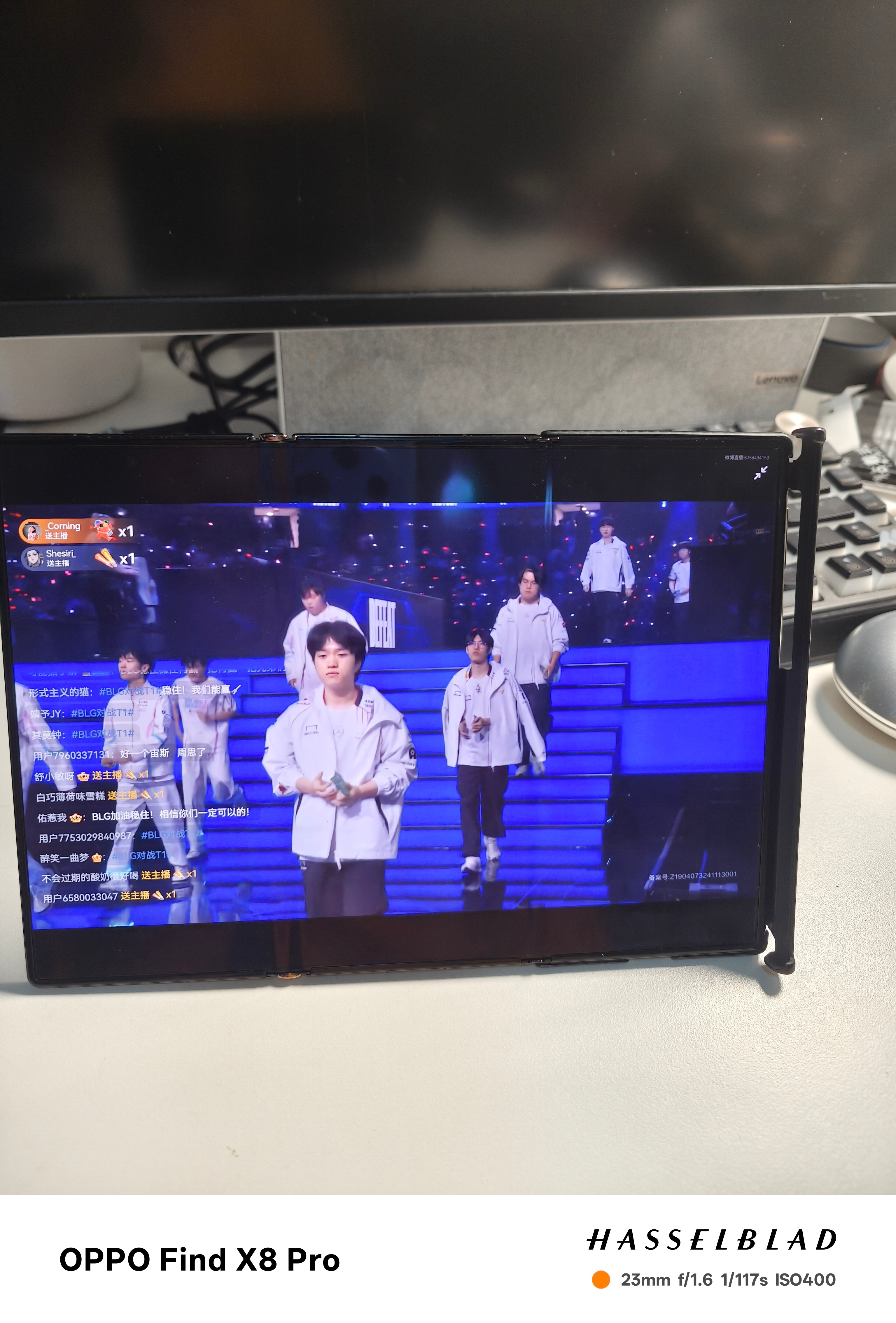 九游体育官网包含Faker焦点对战，Karsa与70激战拜仁分钟，晋级下一阶段胜负难料！全场沸腾不已的词条