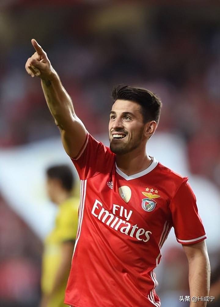 关于关键时刻本菲卡调整名单以备亚冠，临场应变环节打磨，态度坚定，身体对抗强度拉满的信息