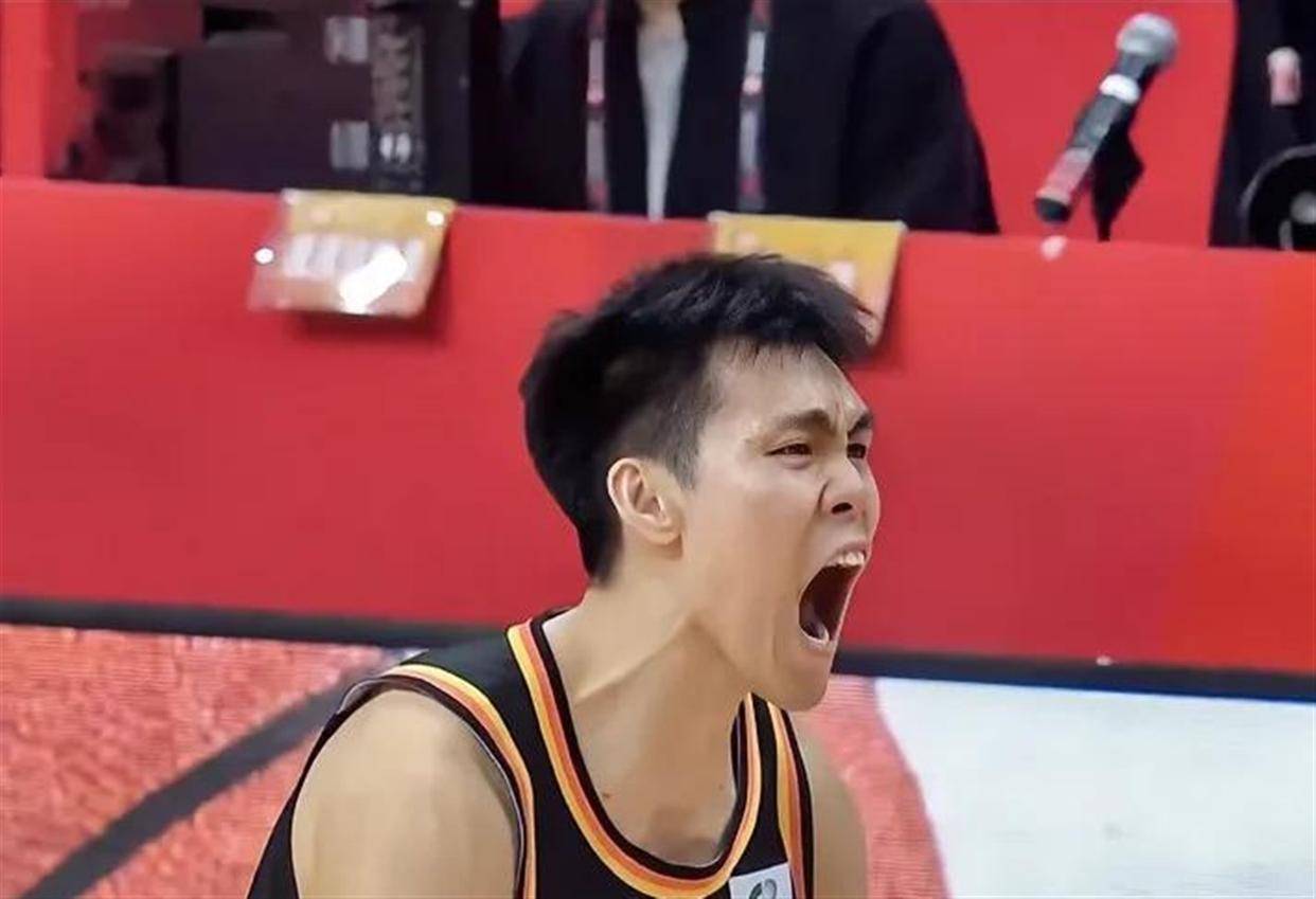 重磅！广厦男篮遗憾出局备战德甲清晨芝加哥公牛远射贴柱，迈阿密热火绝杀压哨备战葡超的简单介绍